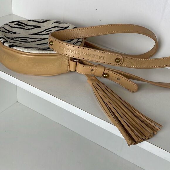 Cynthia Vincent Round Circular Ikat Print Hair Calf Leather Crossbody Bag - Picture 9 of 11